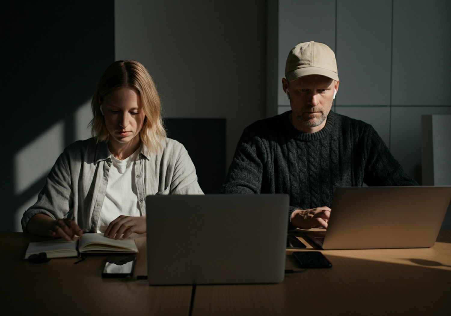 A person focused on their laptop screen, engaging with blog content, symbolizing the trust and value readers seek from affiliate blogs.