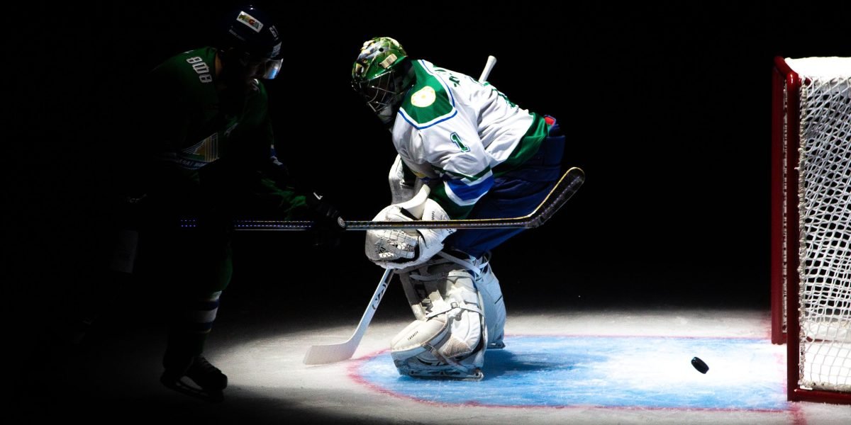 Earn Commissions with the ECHL Affiliate Program for Hockey Fans