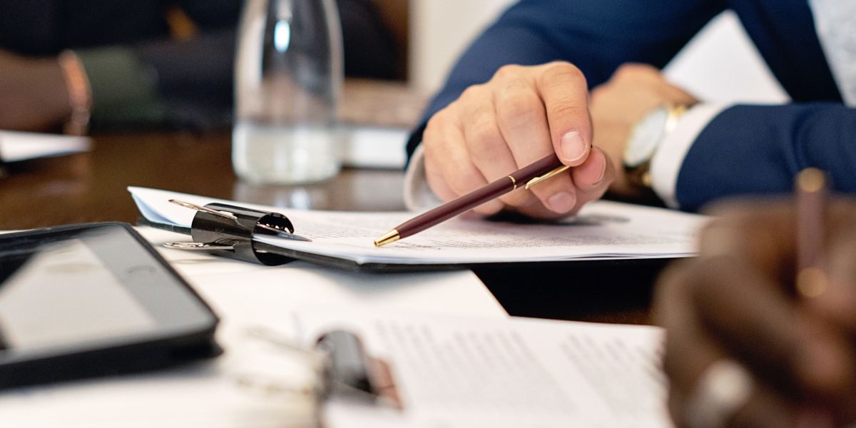 A diverse team collaborates on partnership strategies, highlighting modern affiliate management.