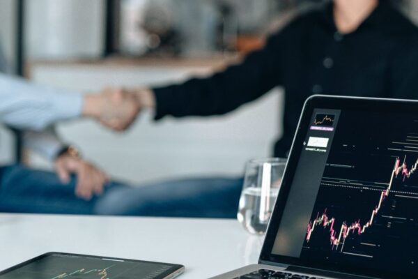SaaS Affiliate Programs Generate Recurring Commissions in 2026