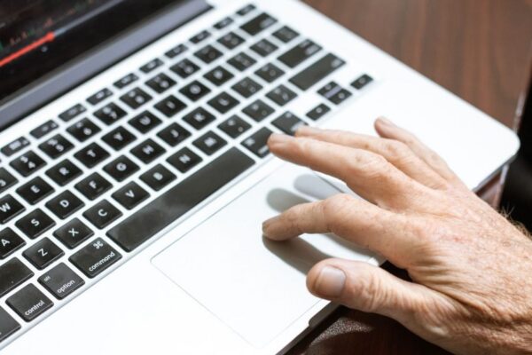 Choose Profitable Affiliate Marketing Niches for 2026 Earnings