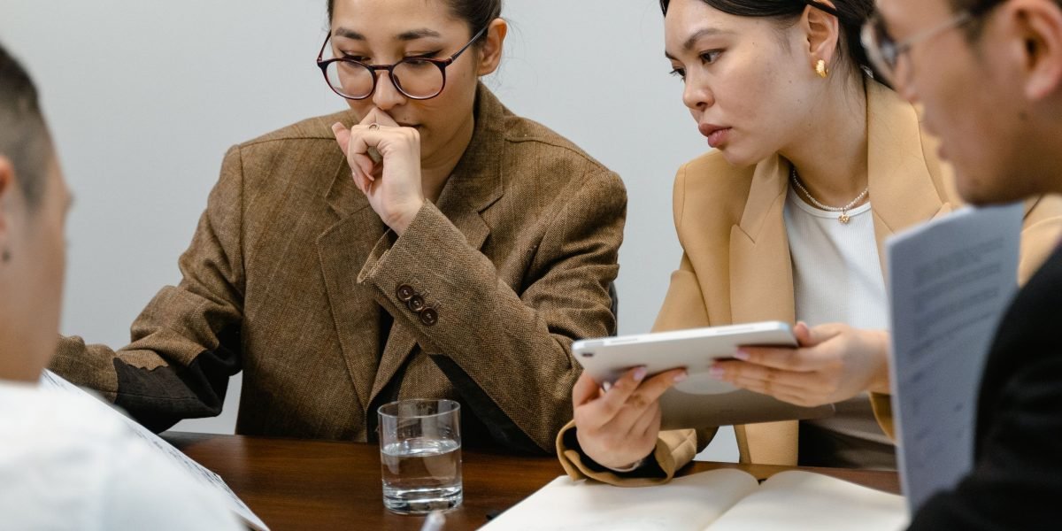 Affiliate link tracking provides the clear data needed for informed strategic decisions, avoiding guesswork.